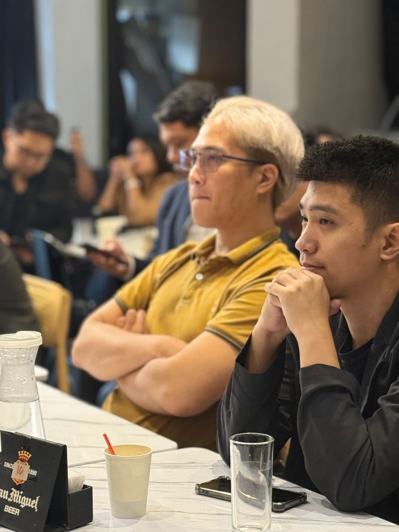 Founders Circle members at an event, photo 2