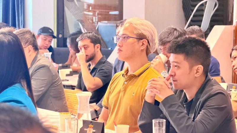 Founders Circle members at an event, photo 6