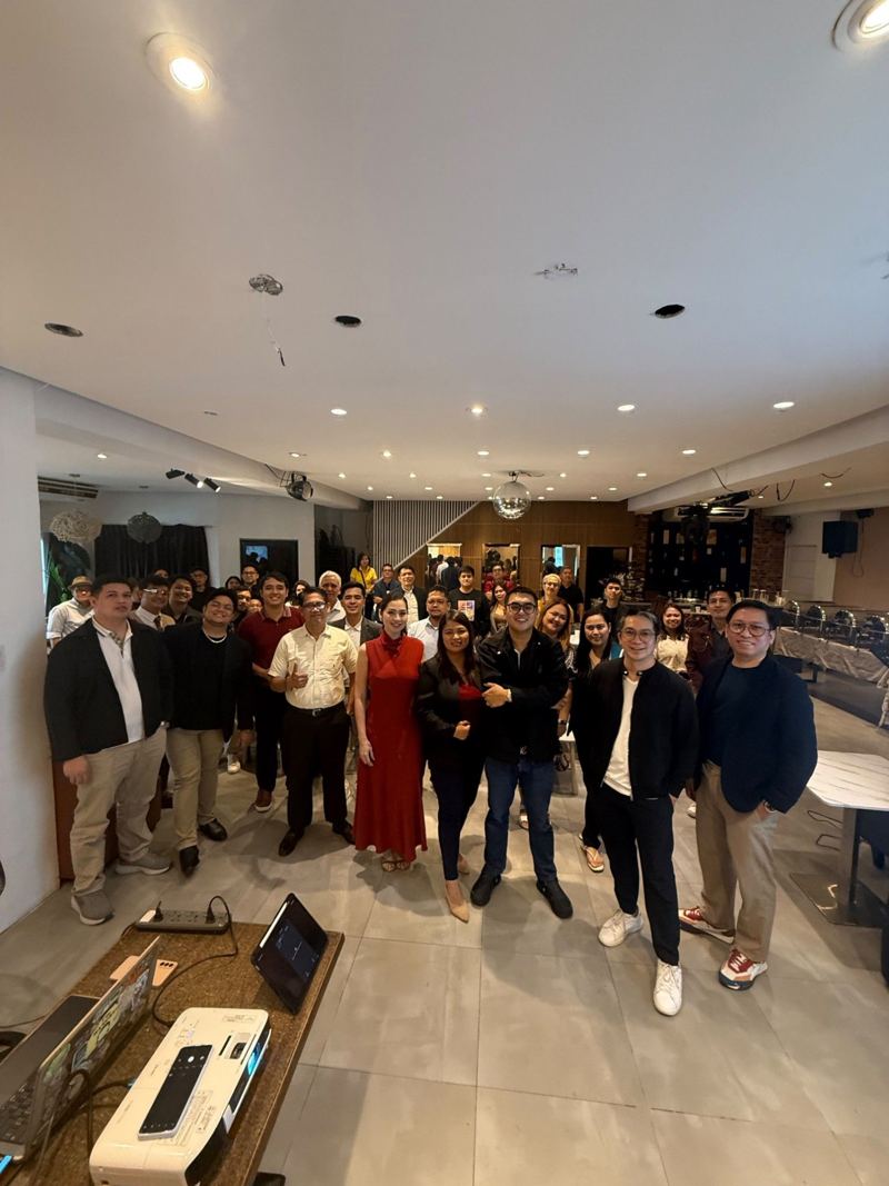 Founders Circle members at an event, photo 11